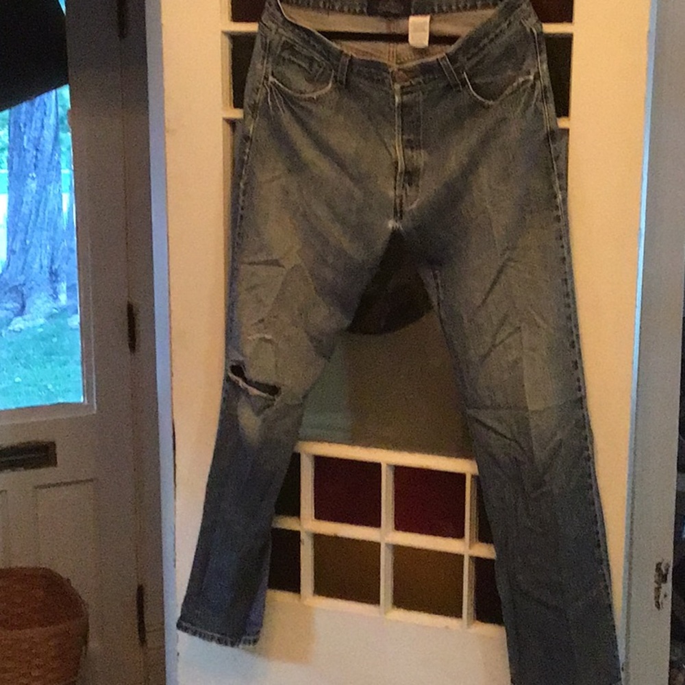 Mens Levi’s Signature button up jeans.